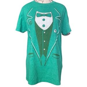 Celebrate St. Patricks Day T Shirt Womens Lucky Four Leaf Clover St. Paddys Day